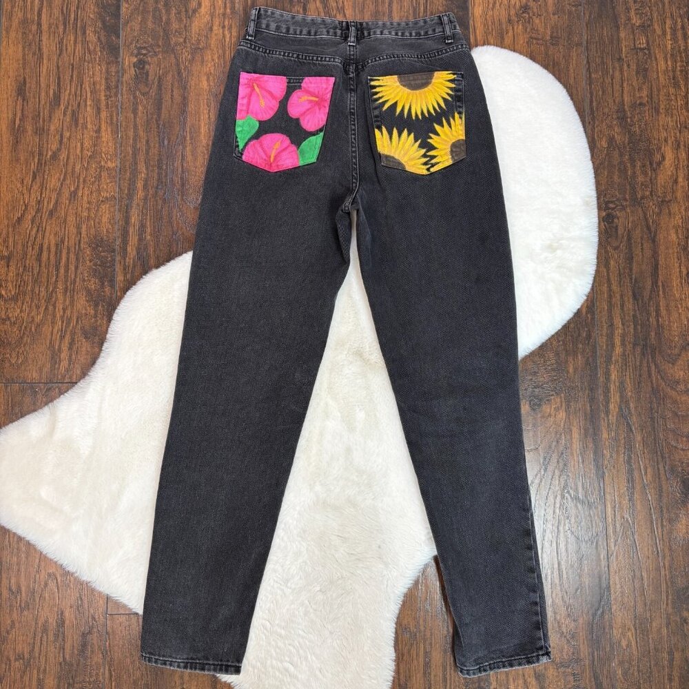 BDG Jeans 27 Mom‎ High-Rise Faded Black Painted Pockets Women's